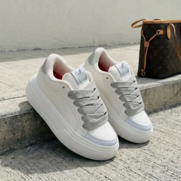 Zapatilla Plana Plataforma Blanca Azul y Gris