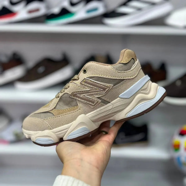 Zapatilla New Balance Cafe 9060