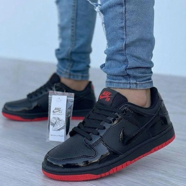 Zapatilla Unisex Nike SB Charol Rojo