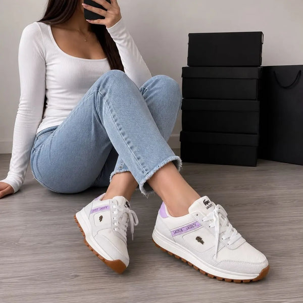 Zapatilla Lacoste Dama con Lila