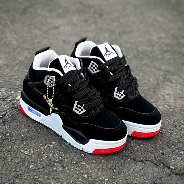 Zapatilla Unisex Jordan Retro Negro Blanco y Rojo
