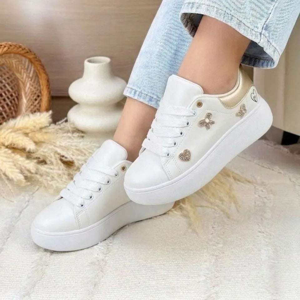 Zapatilla Blanca Moño Dorado