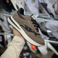 Zapatilla Reebok Cafe y Negro