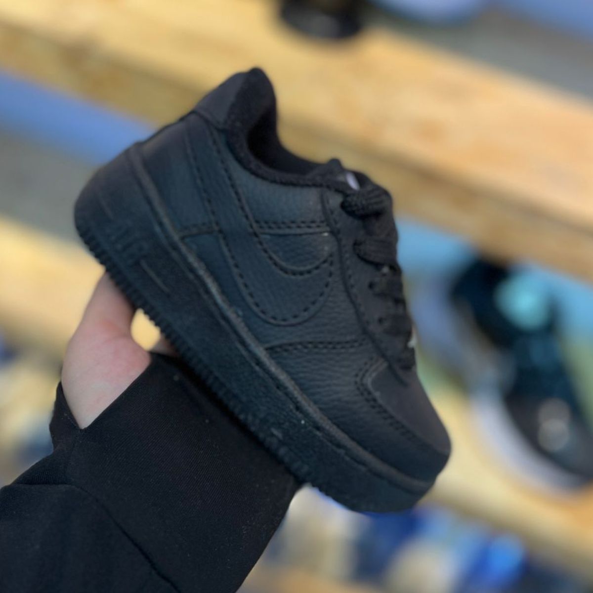 Tenis Force One Negros Niñ@
