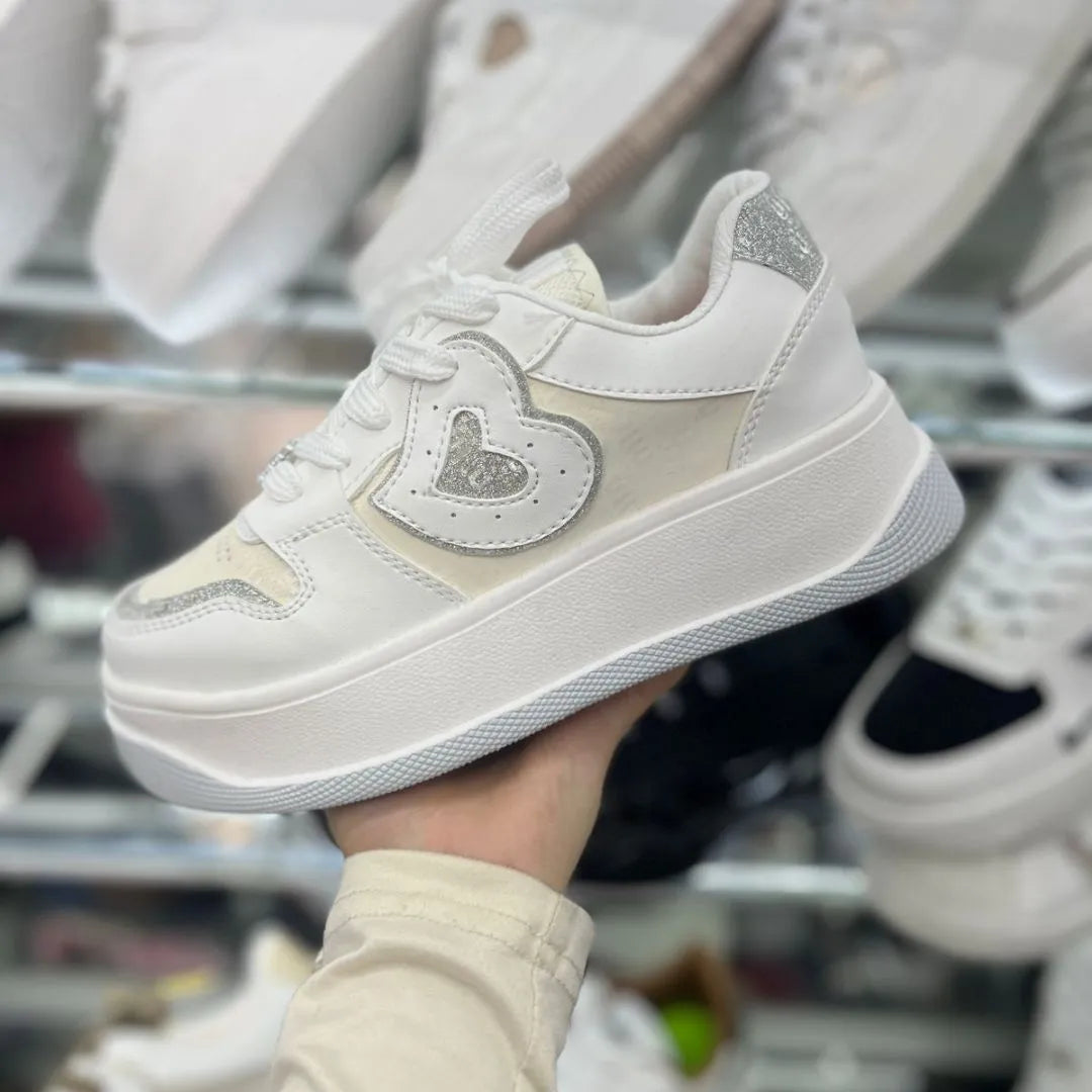 Zapatilla Plataforma Blanco Beige y Plata Corazon