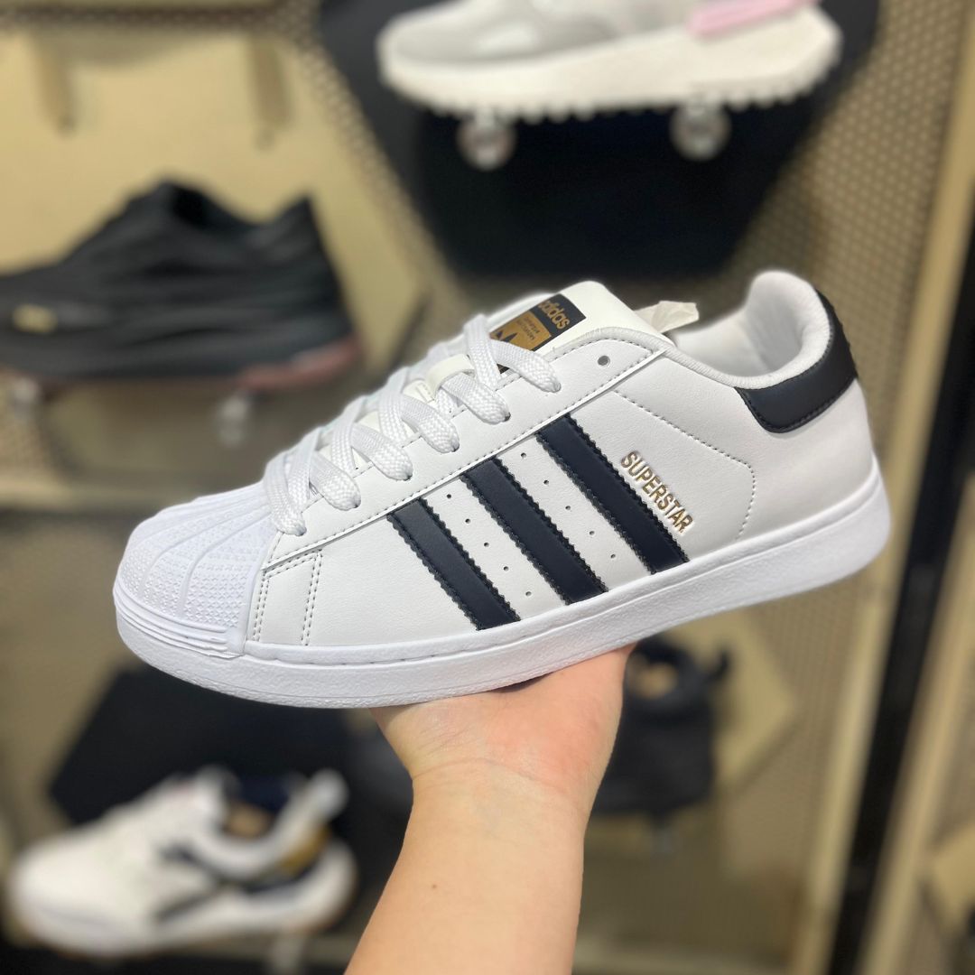 Zapatilla Unisex Superstar Blanca Rayas Negras
