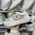 Zapatilla Plataforma Blanco Cafe y Dorado Corazon