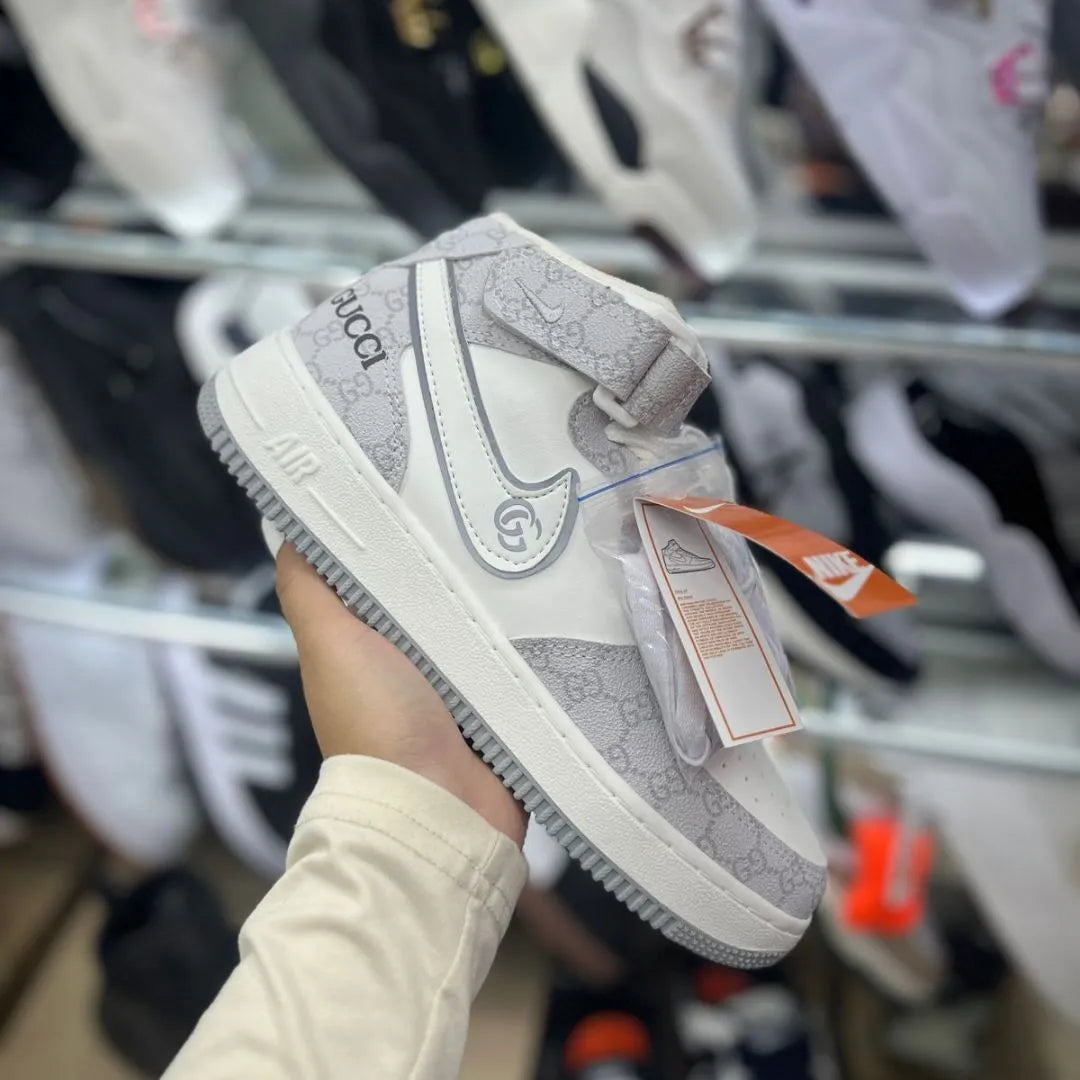 Zapatilla Gucci Bota Gris y Blanco