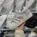 Zapatilla Adidas Samba Gris Grabado