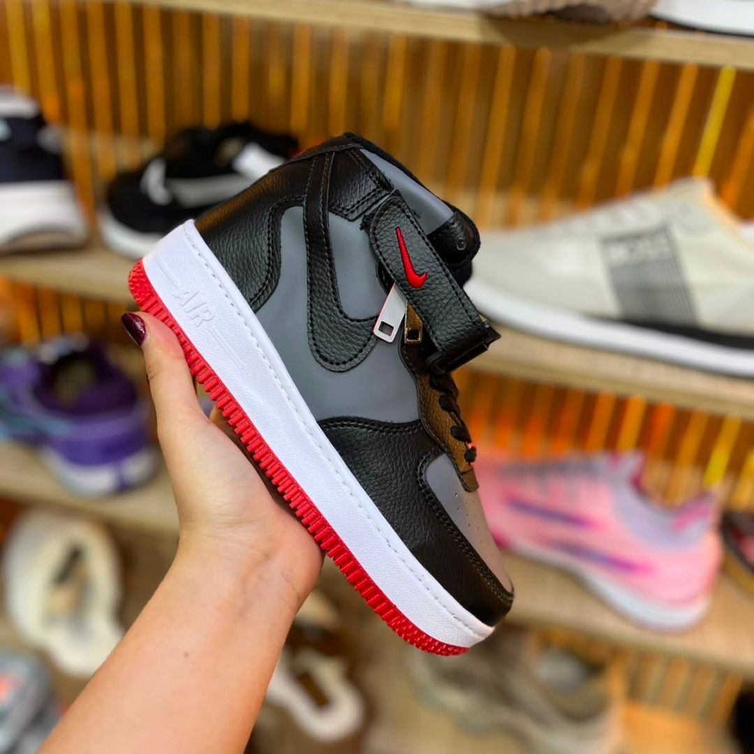 Tenis Nike Bota Unisex Negro Gris y Rojo
