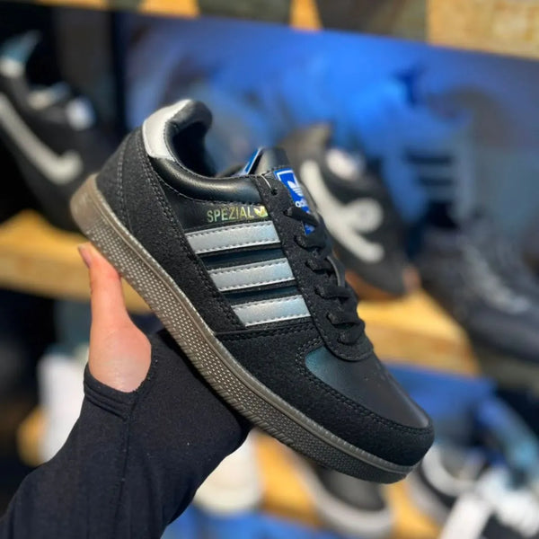 Zapatilla Adidas Samba Negra Lineas Plata