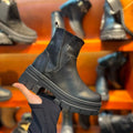 Botin Negro Suela Negra Liso