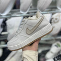 Zapatilla Nike Force One Blanco y Hueso