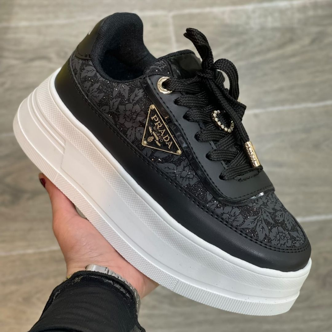 Zapatilla Prada Plataforma Negroy Blanco