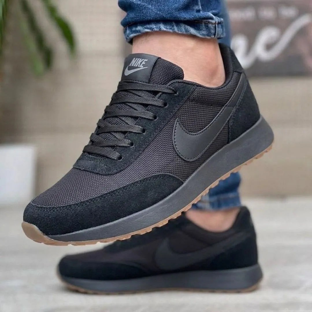 Zapatilla Nike Negro Total