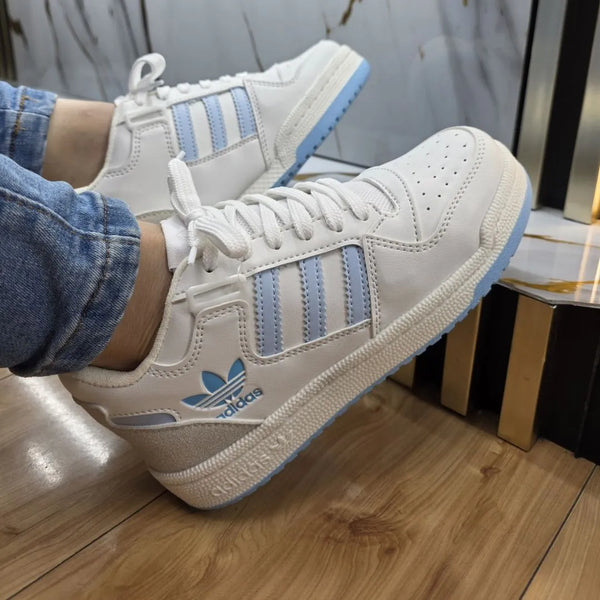 Zapatilla Adidas Forum Blanco y Azul