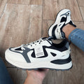 Zapatilla Importada Crema y Negro 5 Ámsterdam