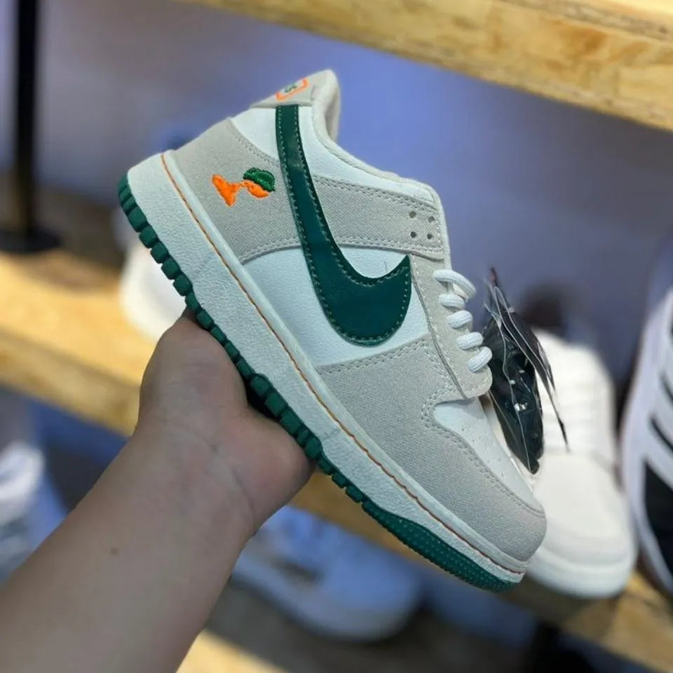 Tenis Nike Jarrito Gris y Verde