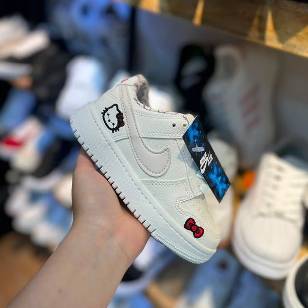 Tenis Niñas Nike Blanco y Rosa Hello kitty