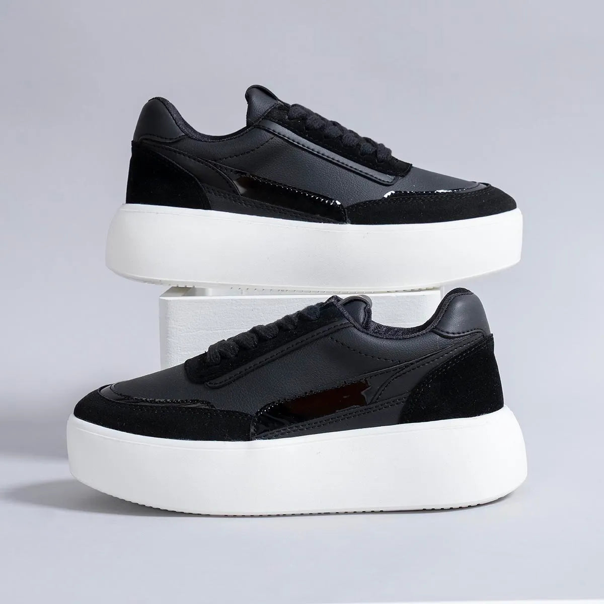 Tenis Derene Suela alta Negro y Blanco High Quality
