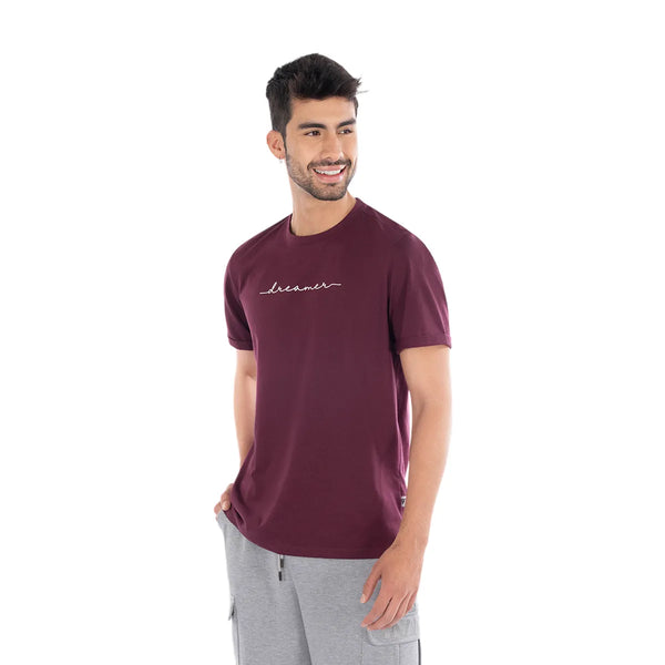 Camiseta Basica Con Estampado Frente Hombre Wine Red Vinotinto