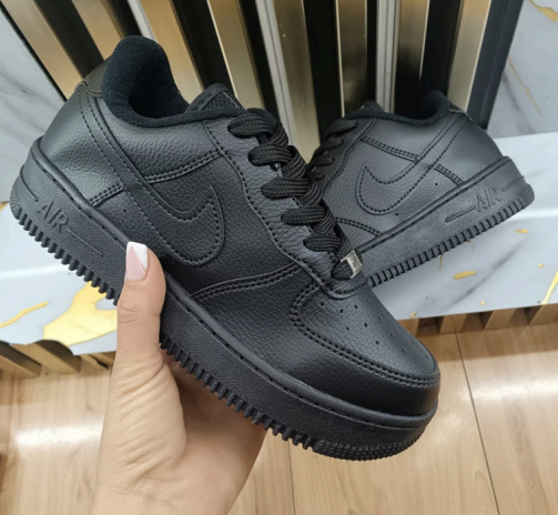 Tenis Unisex Negro Total Nike Force One