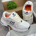 Zapatilla Unisex New Balance 530 Crema