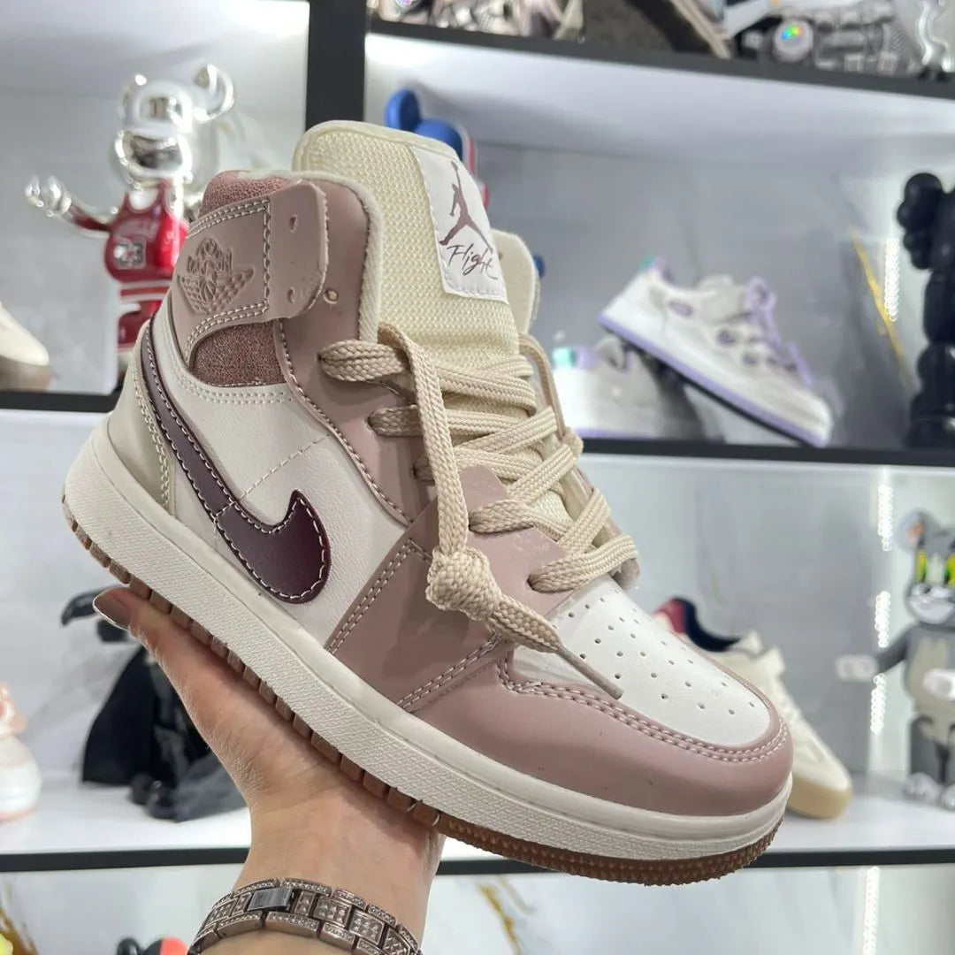 Zapatilla Nike Vino Jordan Bota Dama