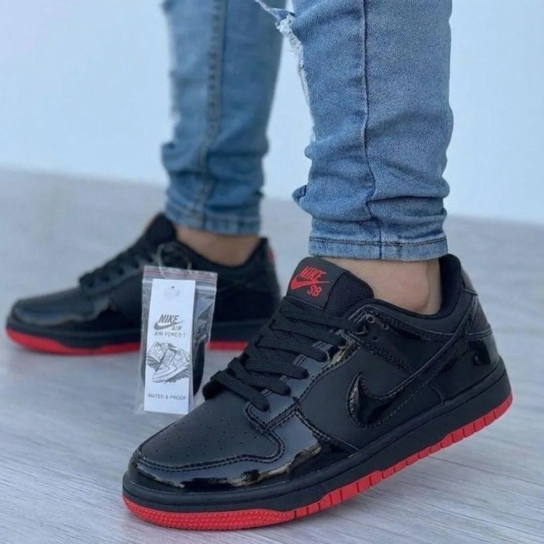 Zapatilla Unisex Nike SB Charol Rojo