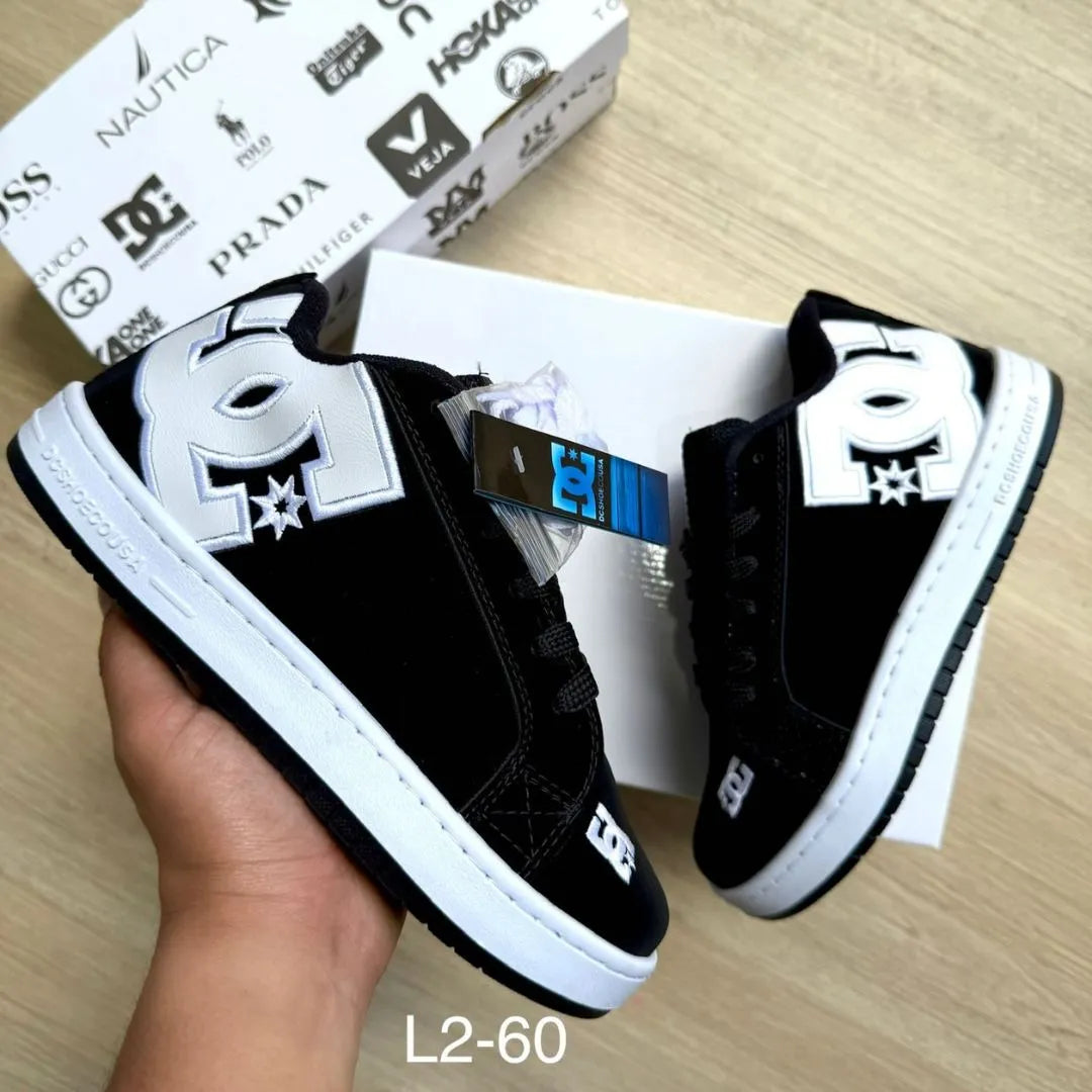 Zapatilla DC Shoes Negro y Blanco