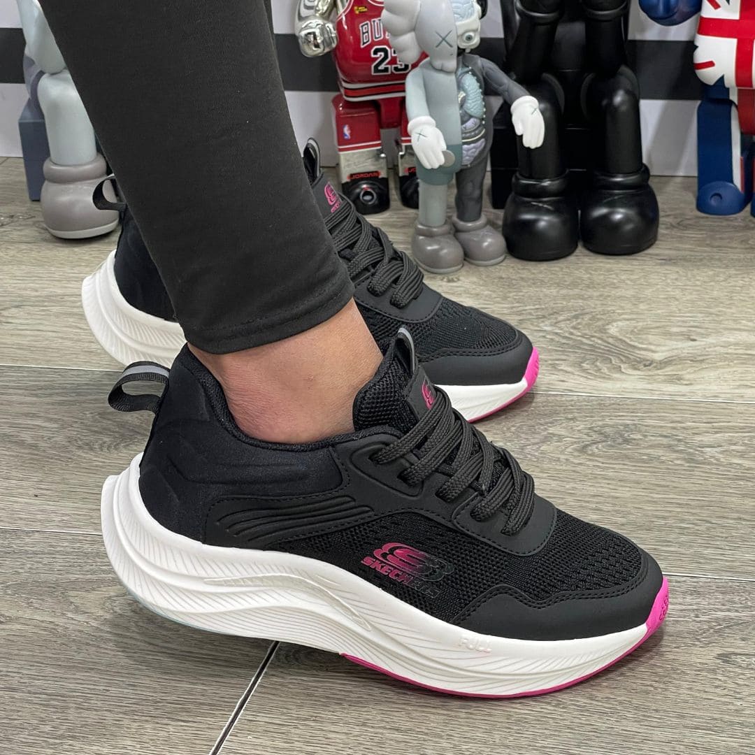 Zapatilla Deportivas Skechers Negro-Fucsia