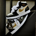 Zapatilla Nike Jordan Bota Tricolor Dorado