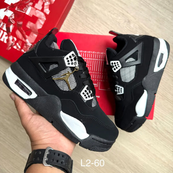 Zapatilla Unisex Jordan Retro Negro y Blanco