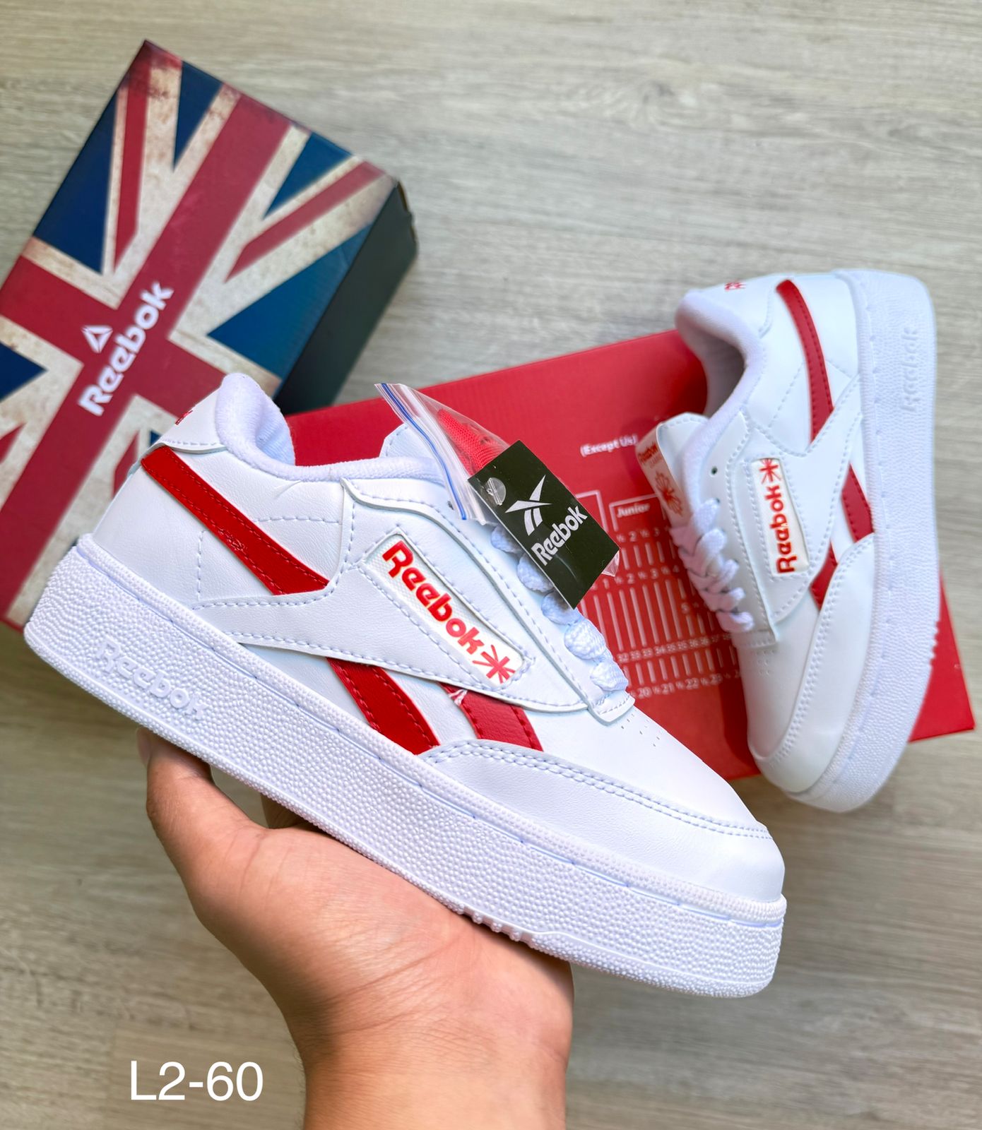 Zapatilla Reebok Unisex Blanco y Rojo
